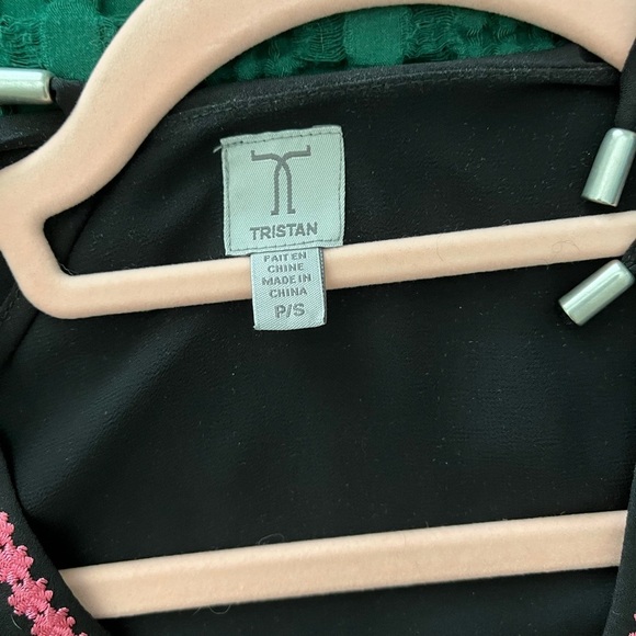 Tristan black sleeveless shift dress with ruffle hum and embroidered  detail - Picture 4 of 7